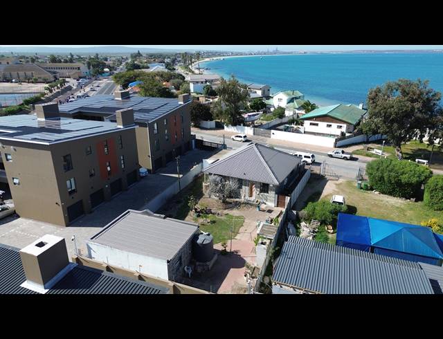 3 BEDROOM HOUSE FOR SALE IN SALDANHA CENTRAL